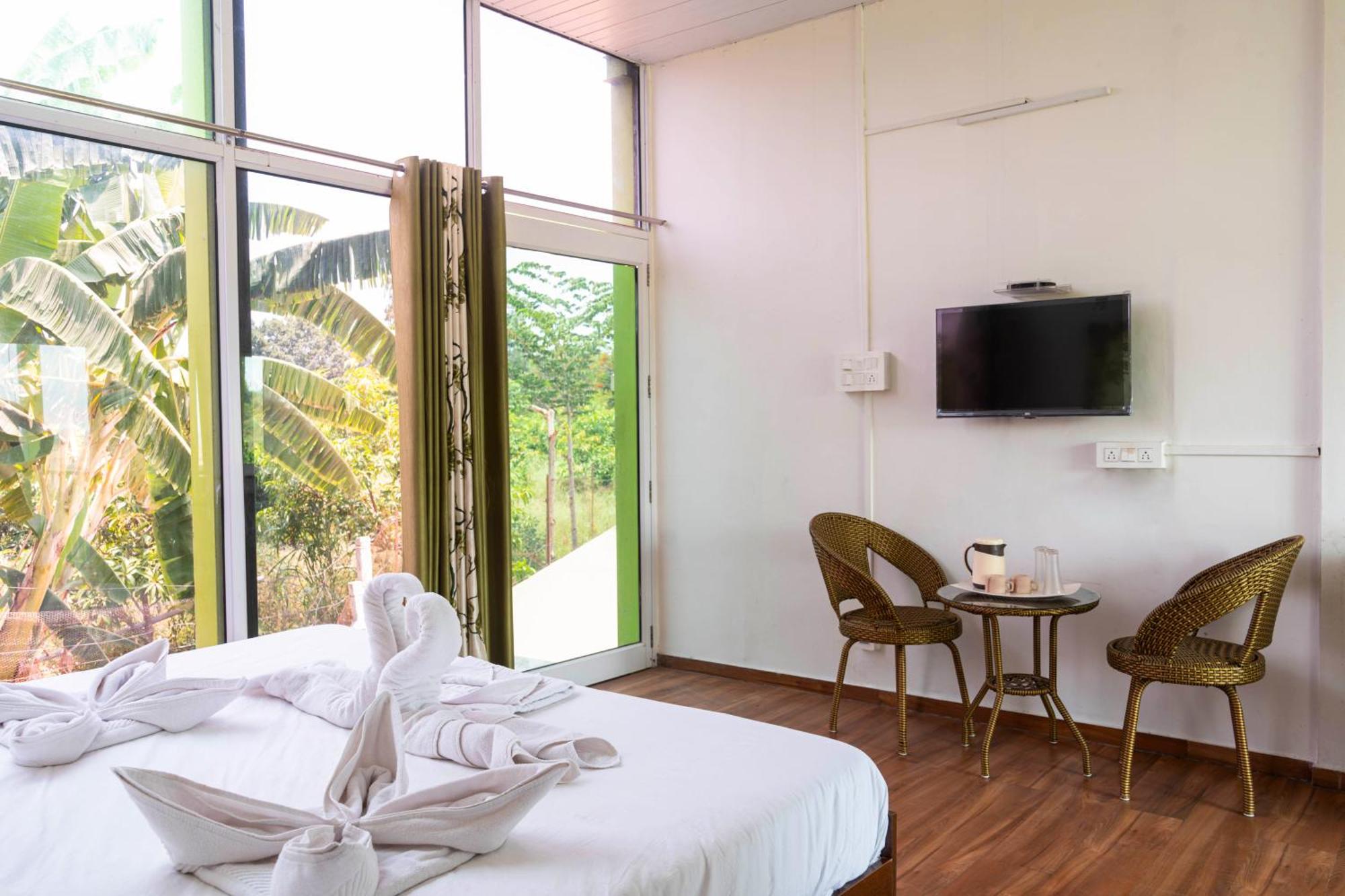 The Riverine Stay By The Lake อิกัตปุรี ภายนอก รูปภาพ